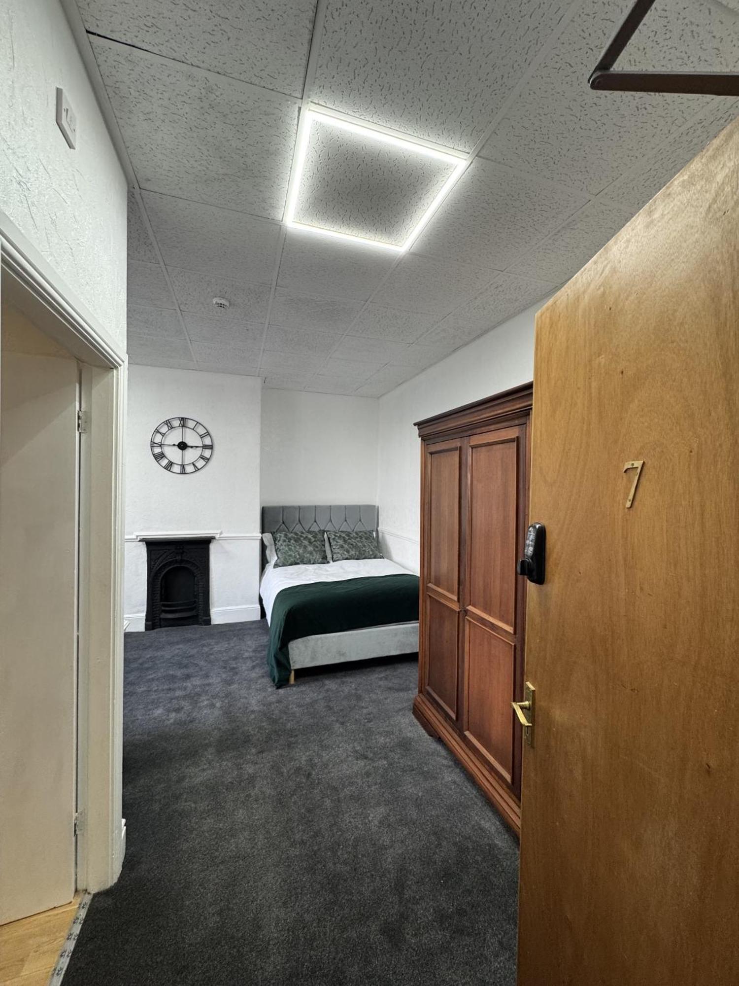 The Wickham Arms Hotel Cleckheaton Chambre photo