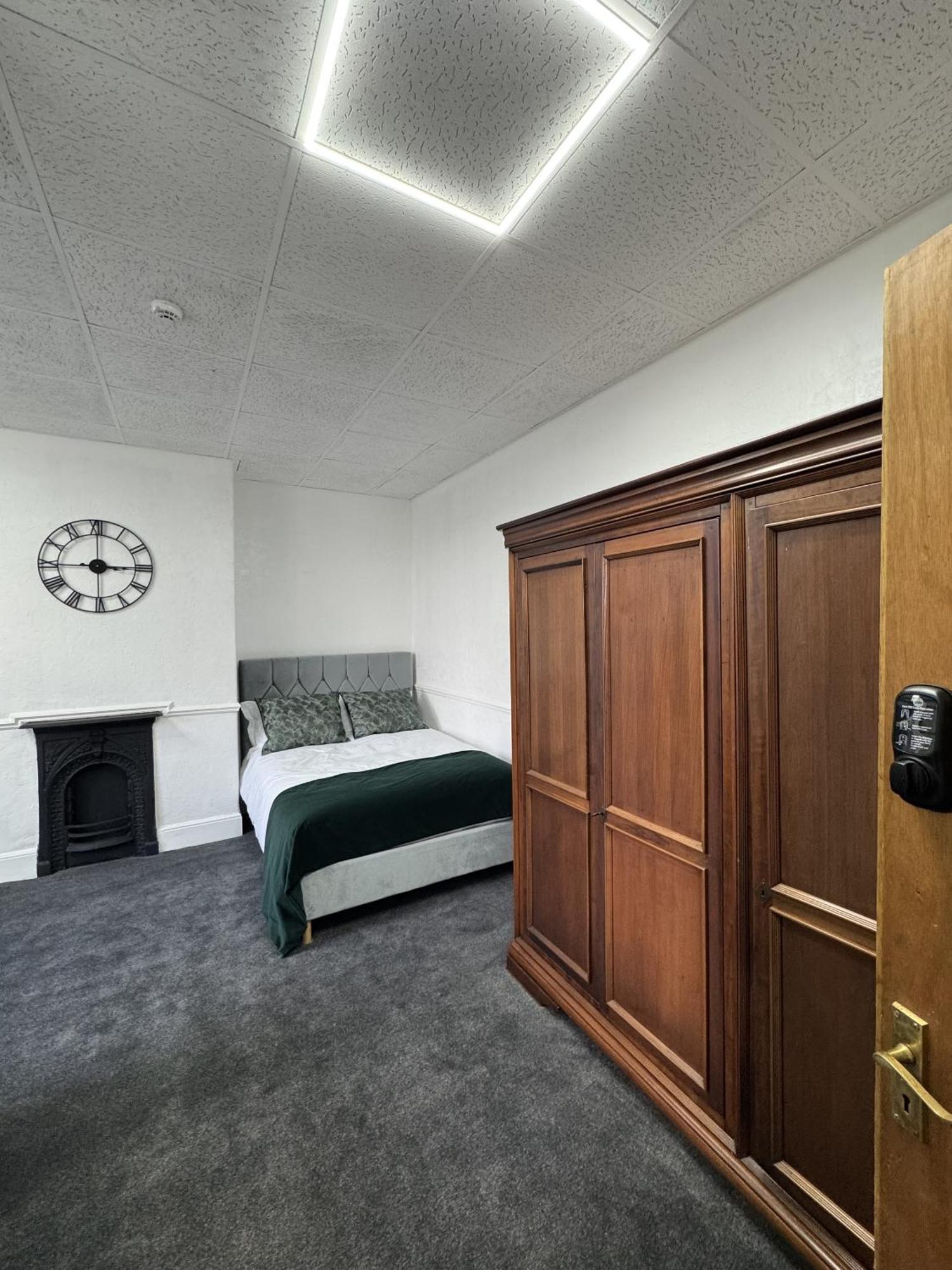The Wickham Arms Hotel Cleckheaton Chambre photo